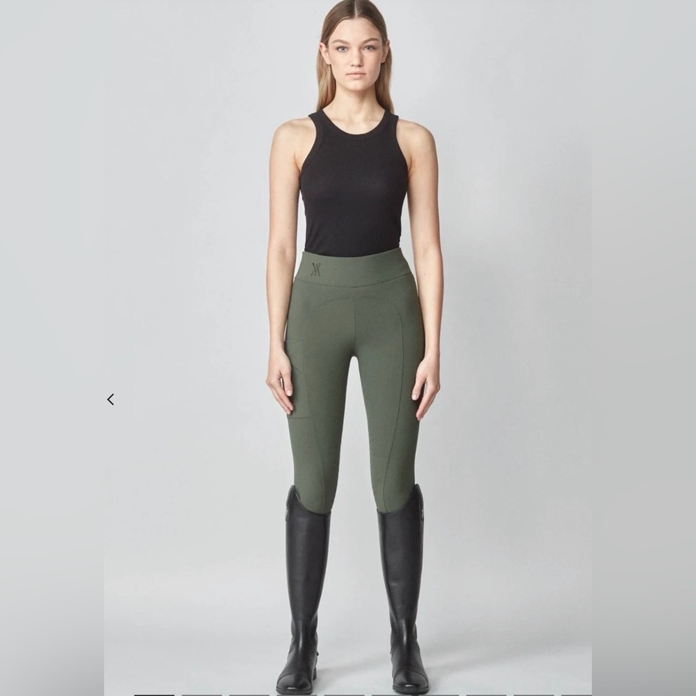 Yagya Green Compression Pull-On knee patch Breeches Size M High Rise Pocket